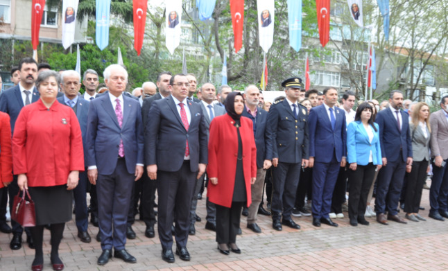 23 NİSAN COŞKUSU ŞİŞLİ’DE KUTLANDI